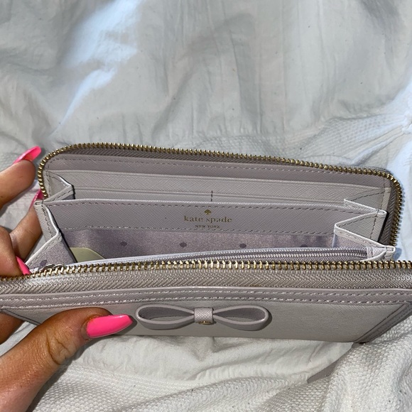 Kate spade long wallet - Picture 2 of 4